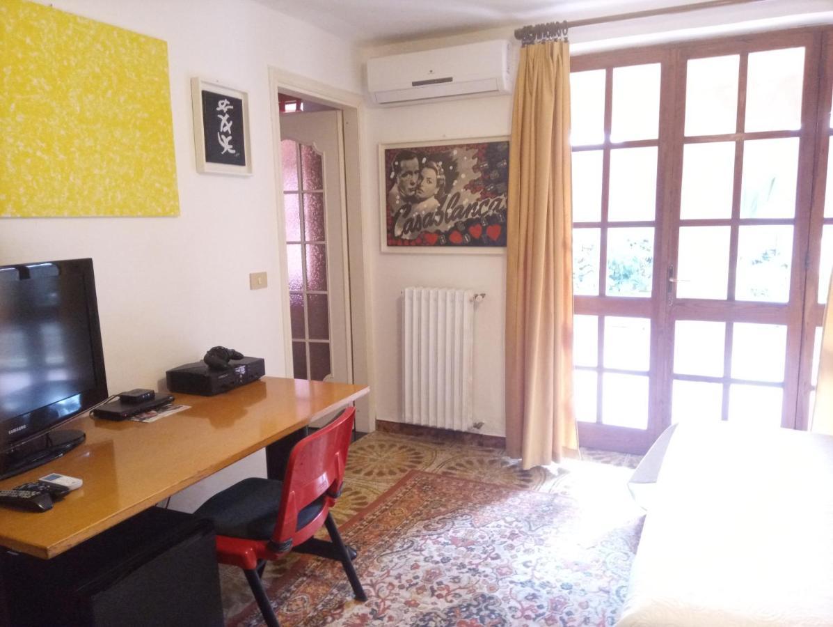 Villa Corrias Siliqua Екстериор снимка
