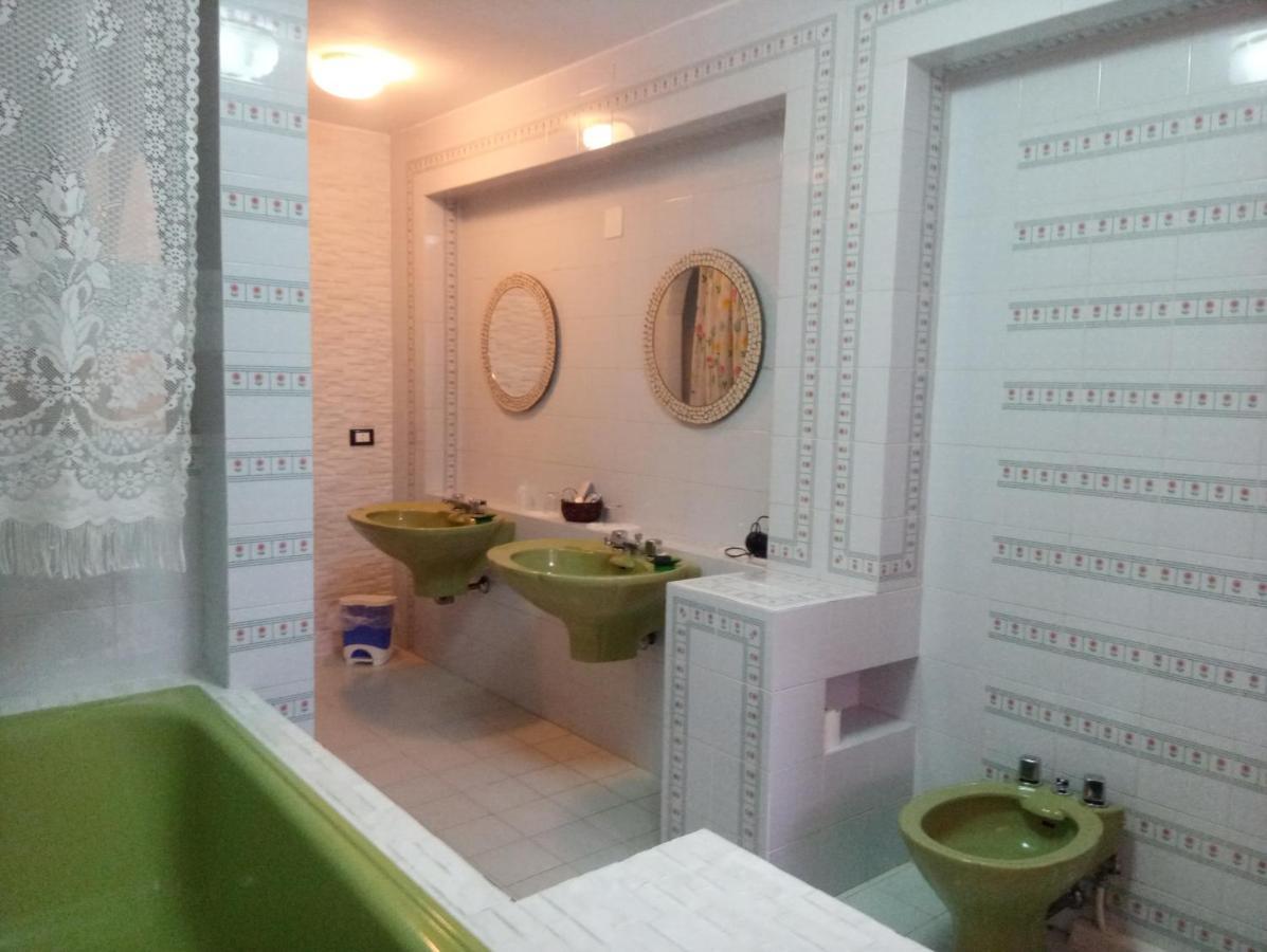 Villa Corrias Siliqua Екстериор снимка