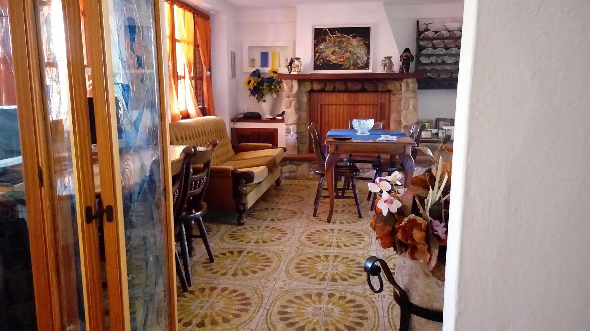 Villa Corrias Siliqua Екстериор снимка