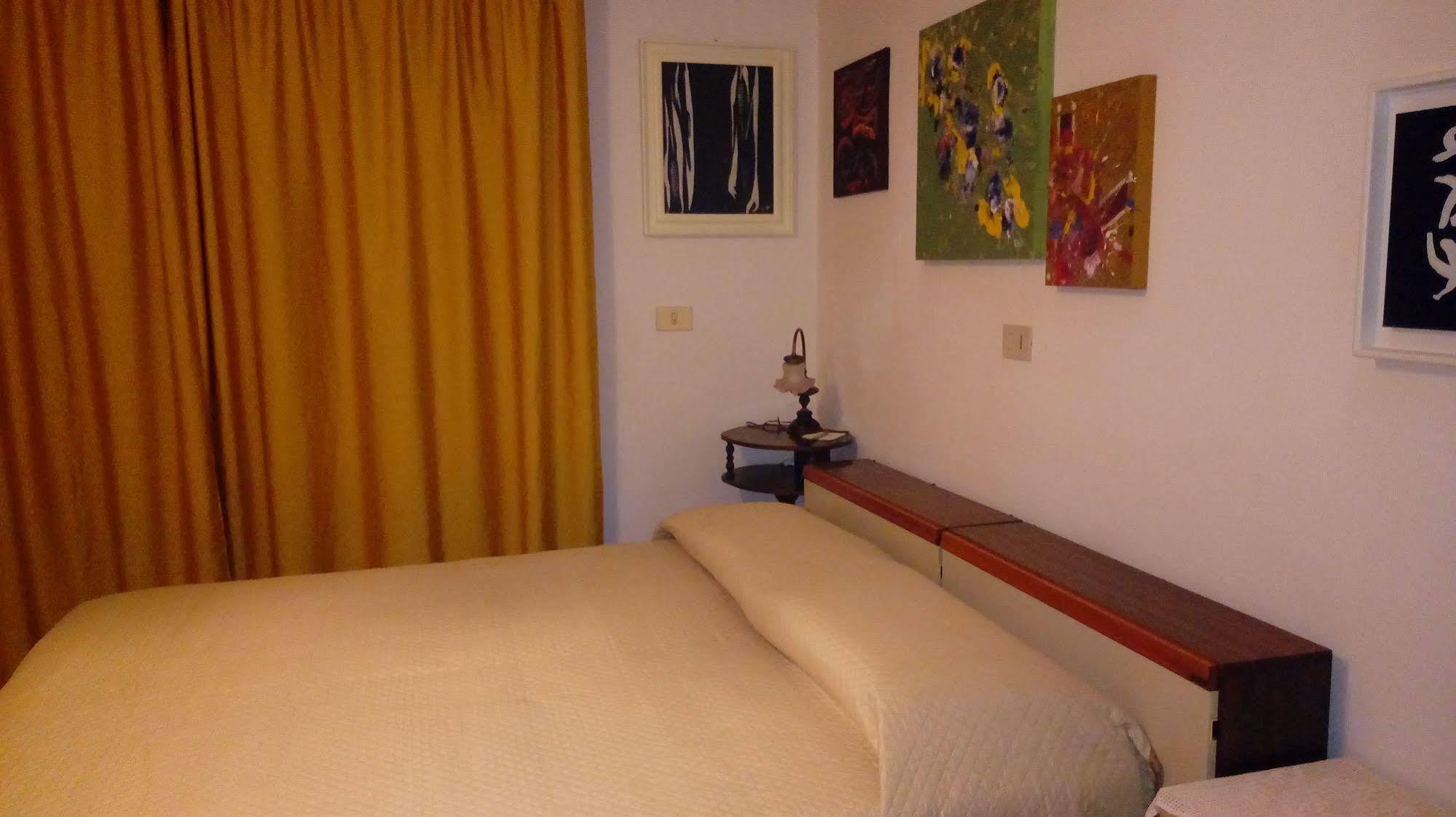 Villa Corrias Siliqua Екстериор снимка