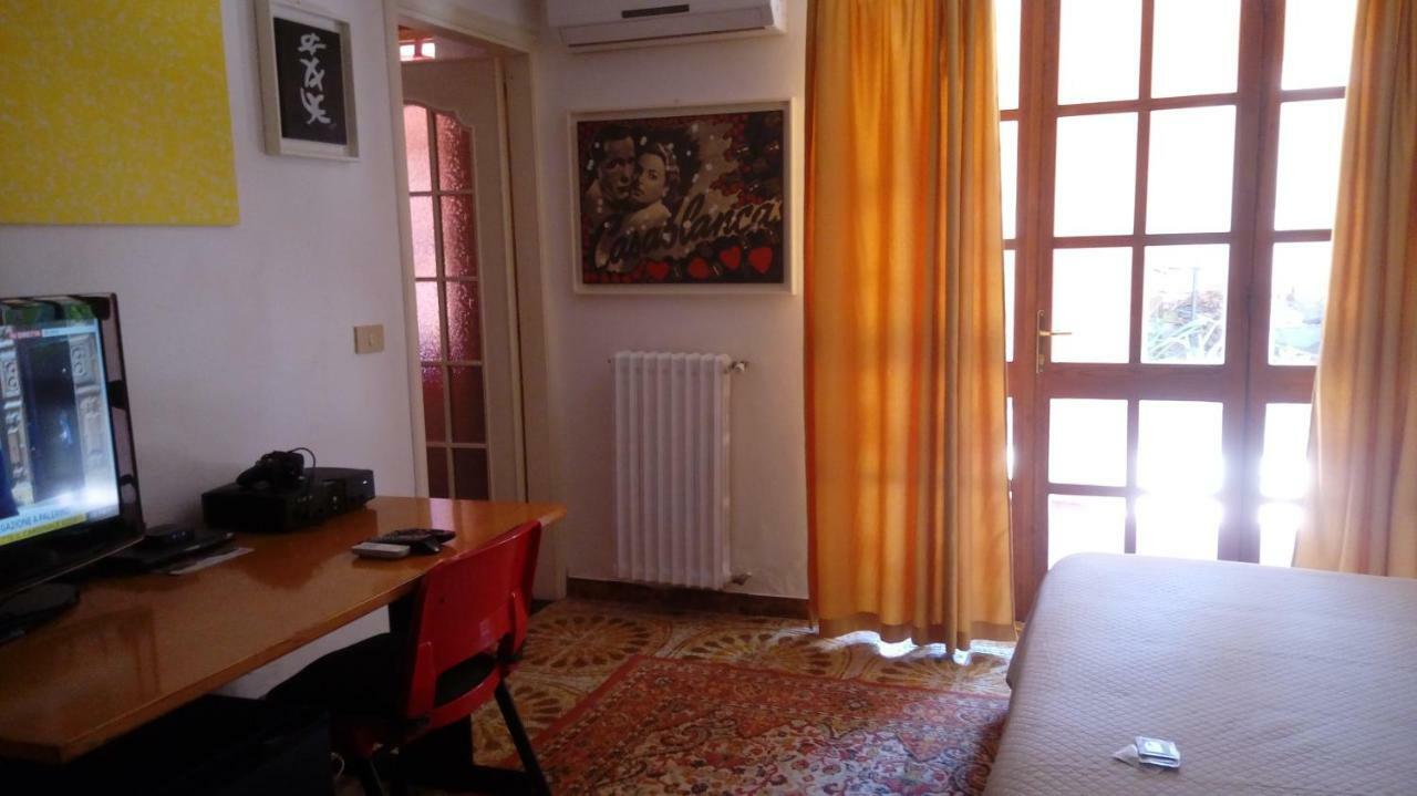 Villa Corrias Siliqua Екстериор снимка