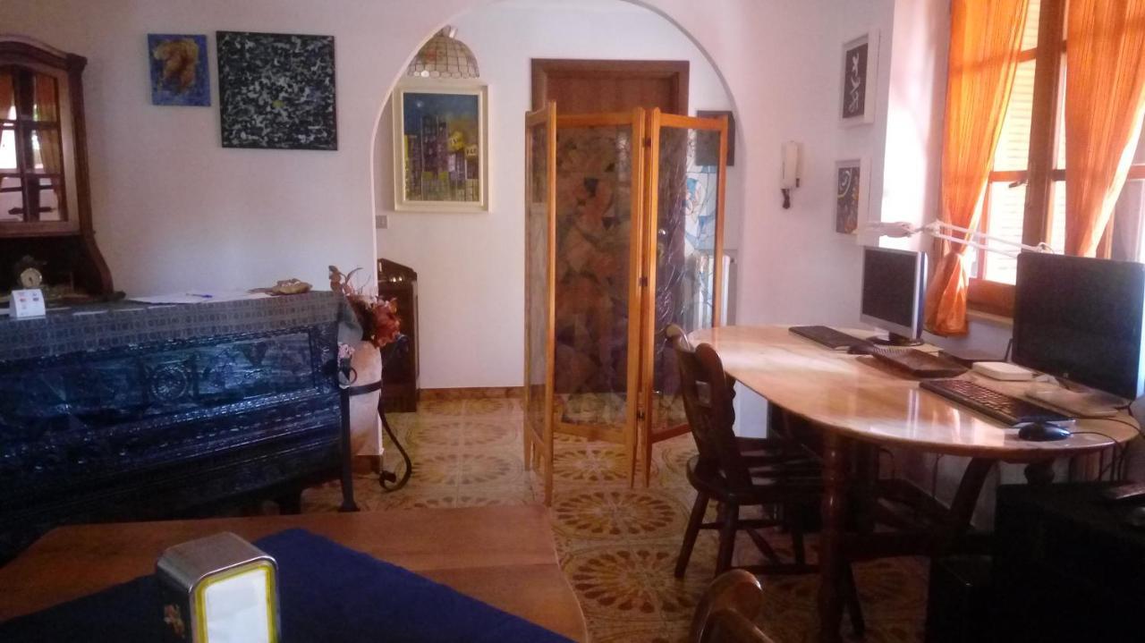 Villa Corrias Siliqua Екстериор снимка